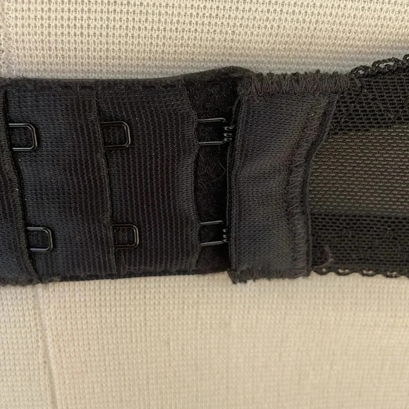 Frederick’s Of Hollywood Black Sheer Embroidered Push Up Underwire Plus Size Bra - Picture 7 of 11